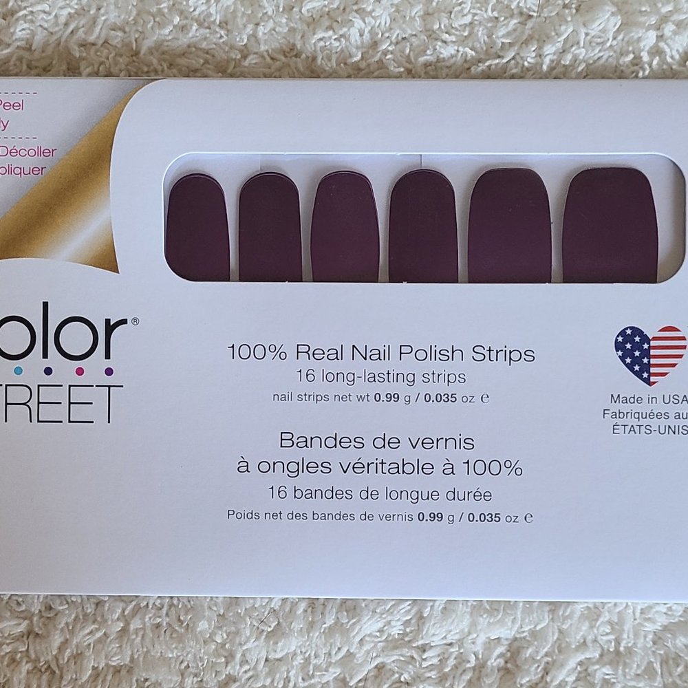 Colorstreet Nail Strips - "Aberdeen Aubergine"